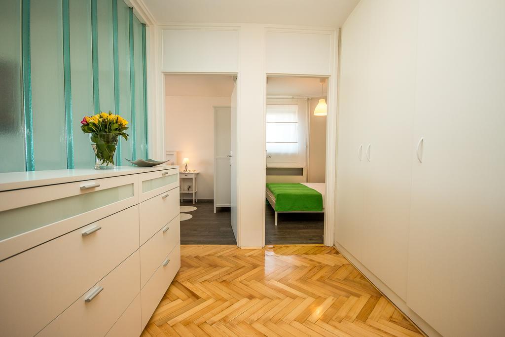 Hendrix Bridge Apartment Zagreb Bagian luar foto